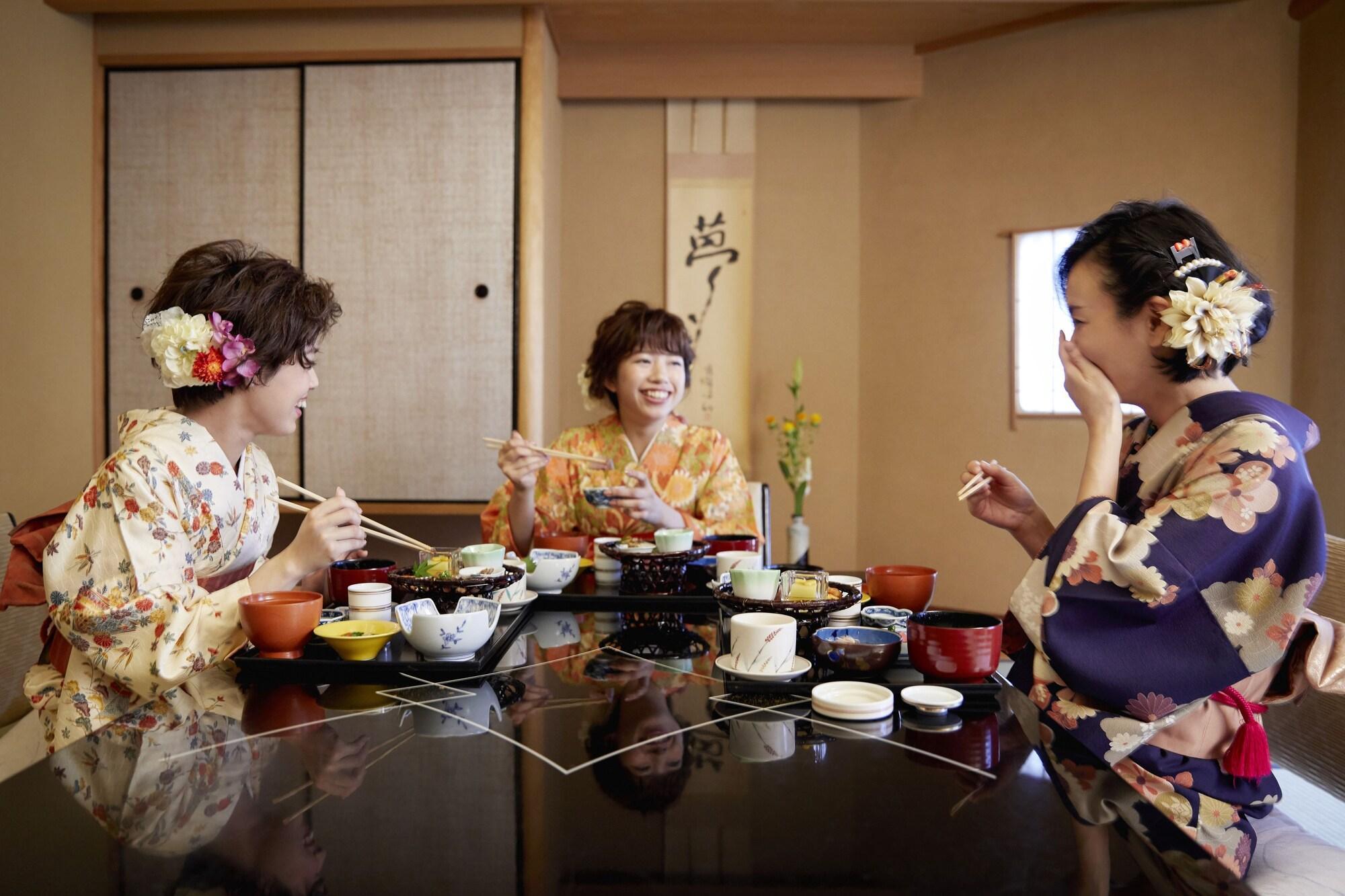Hotel New Otani Hakata Φουκουόκα Εξωτερικό φωτογραφία A Japanese meal