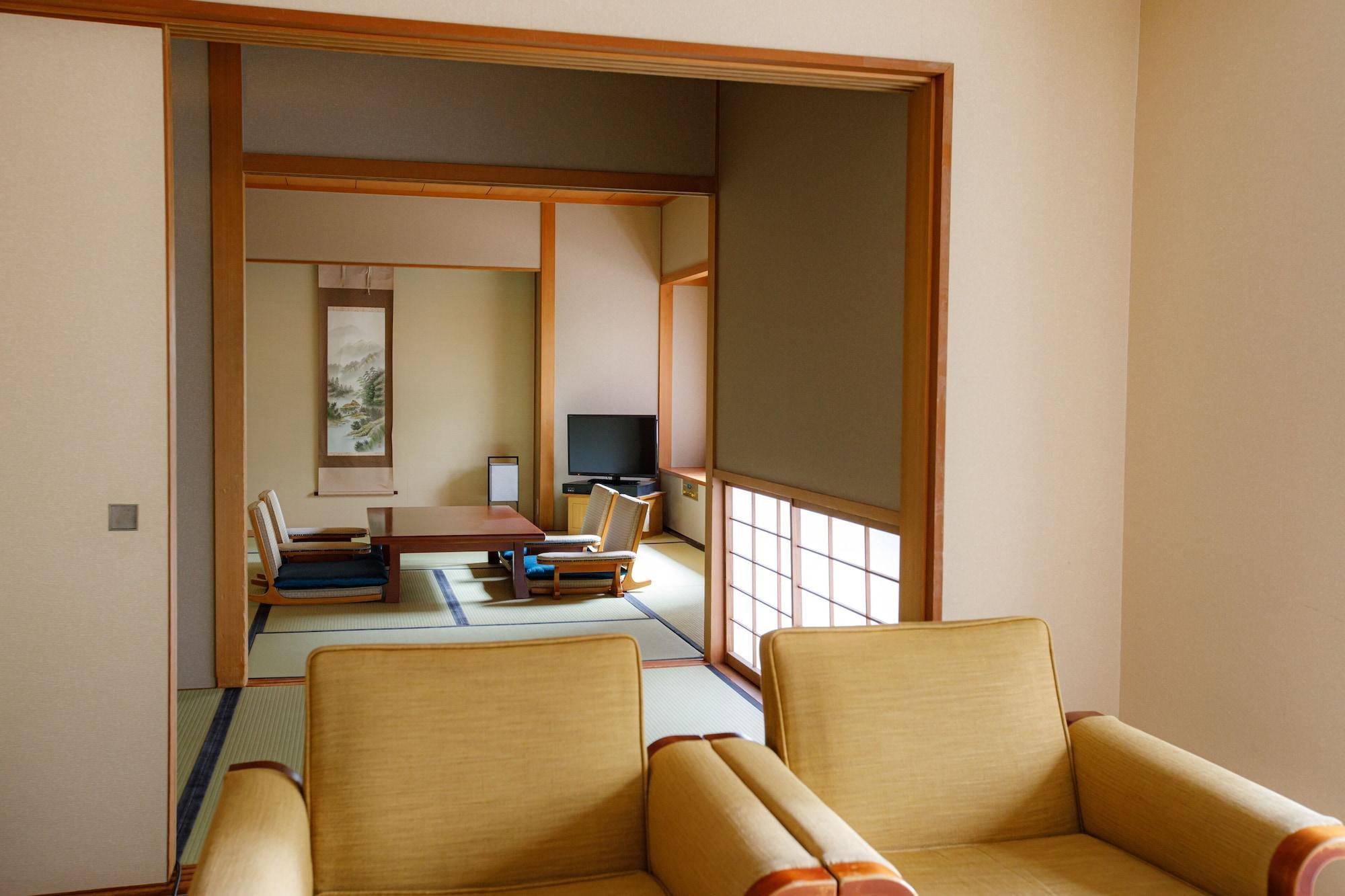 Hotel New Otani Hakata Φουκουόκα Εξωτερικό φωτογραφία A room at the Kyoto International Manga Museum